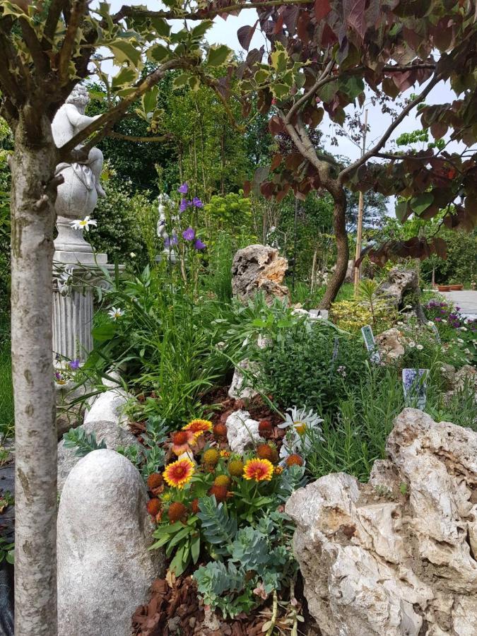 Nel Giardino Di Dafne Villa Stresa Luaran gambar